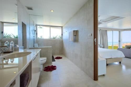 Six-Bedroom Villa