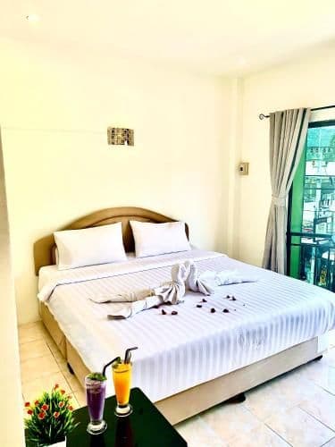 nice room near the beach