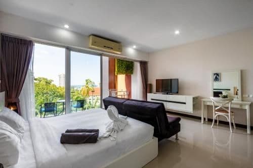 Studio with Sea View