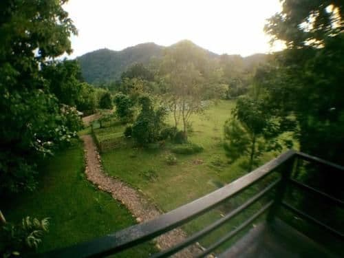 Standard Twin Room with Mountain View