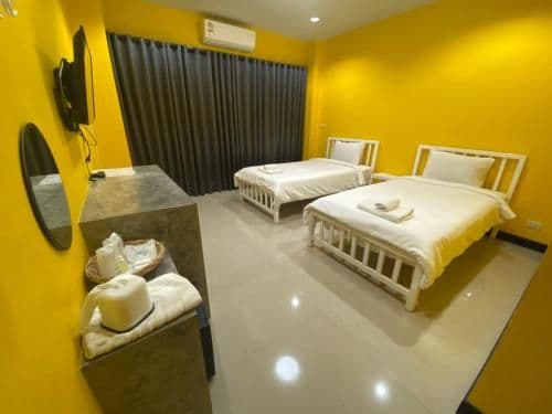Standard Twin Room