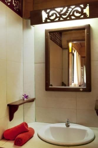Bungalow Suite with Pool View with AC