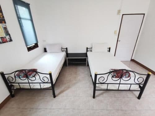 Twin Room with Shared Bathroom