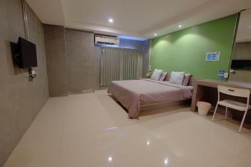 Double Room with Private Bathroom