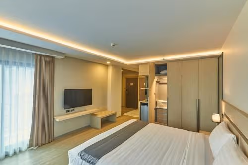 Deluxe King Room