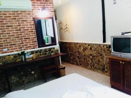 Deluxe Double or Twin Room with River View