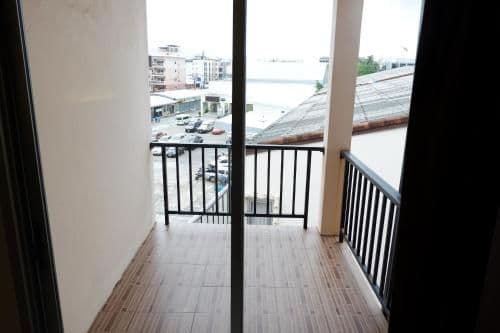 King Room with Balcony