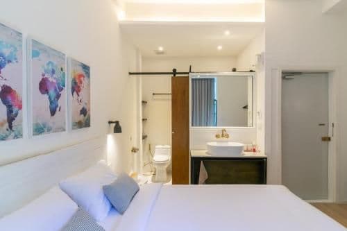 Deluxe Double Room with Balcony