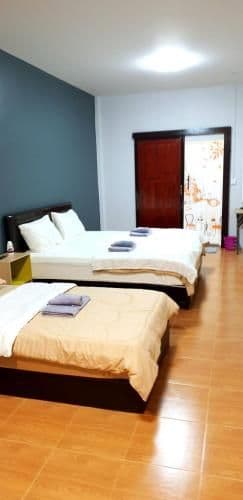 Triple Room with Bath