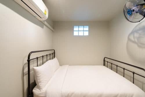 Standard Double Room with Shared Bathroom