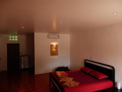 Deluxe King or Queen Room