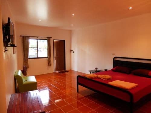 Deluxe King or Queen Room