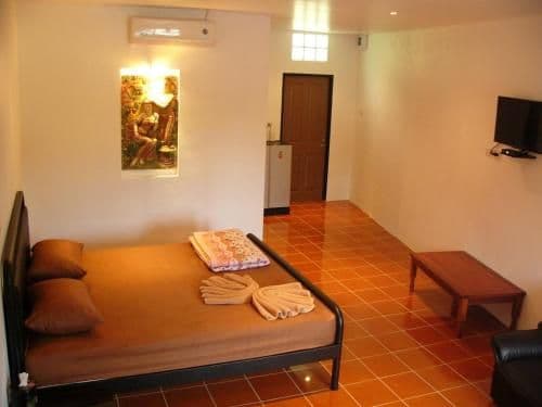 Deluxe King or Queen Room