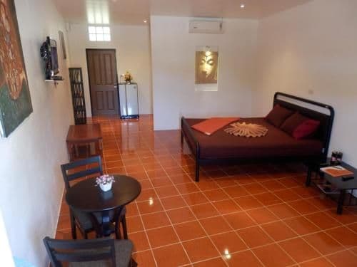 Deluxe King or Queen Room