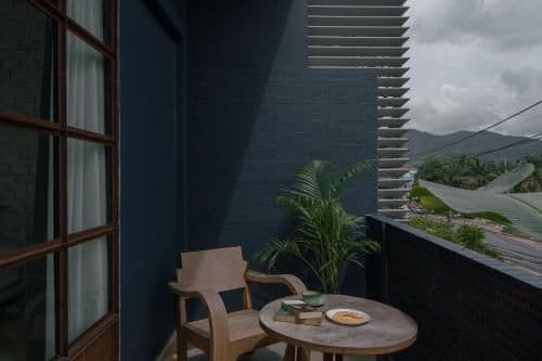 King Room with Balcony