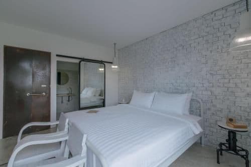 King Room with Balcony