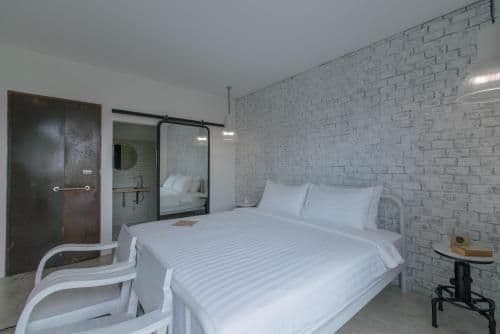 King Room with Balcony