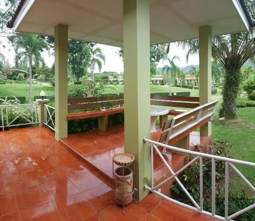 Quadruple Room with Terrace