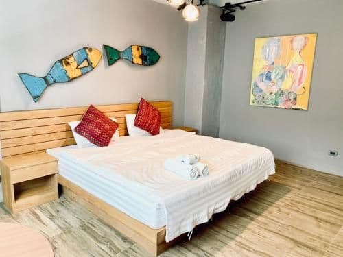 Deluxe King Room