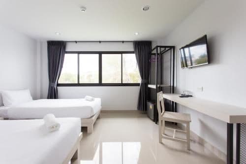 Deluxe Double or Twin Room
