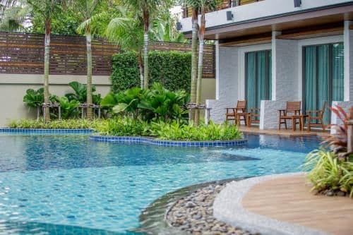 Deluxe Double Room with Pool Access
