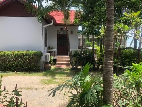 Bungalow - Beach Front