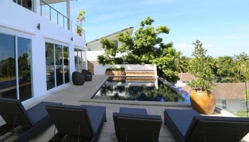 Villa with Sea View