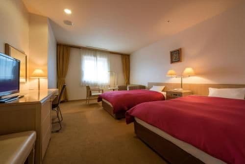 Twin Room + Sofa Bed - Non Smoking