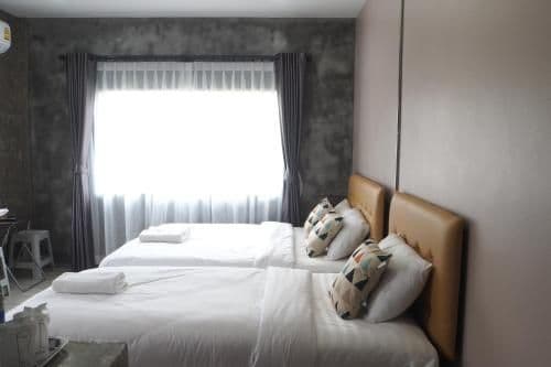 Standard Queen Room with Two Queen Beds
