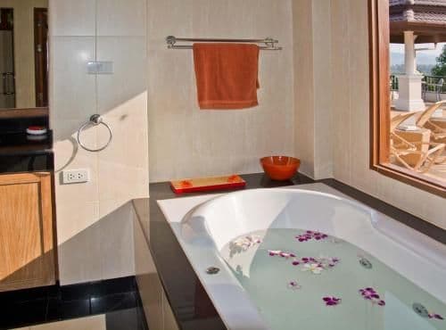 6 Bedroom Villa with Private Pool