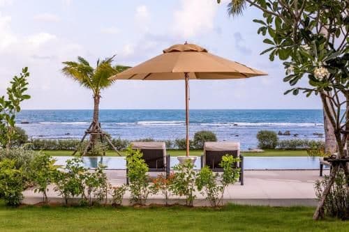 Villa - Beach Front