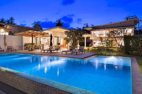 Villa - Beach Front
