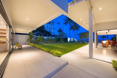 Villa - Beach Front