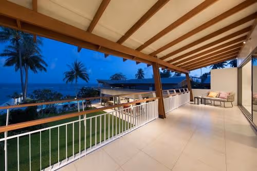 Villa - Beach Front