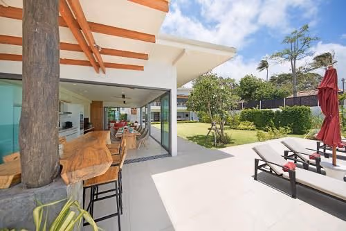Villa - Beach Front