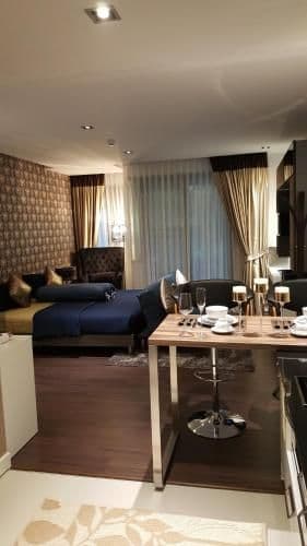 Studio Apartment
