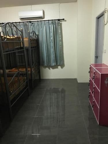 Bunk Bed in Mixed Dormitory Room