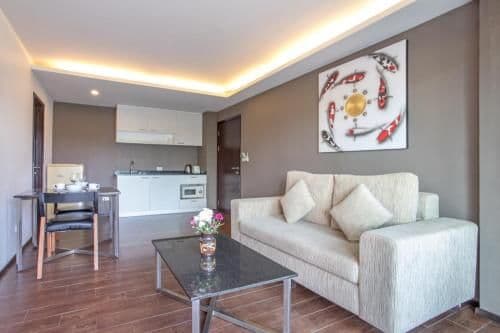One-Bedroom Apartment