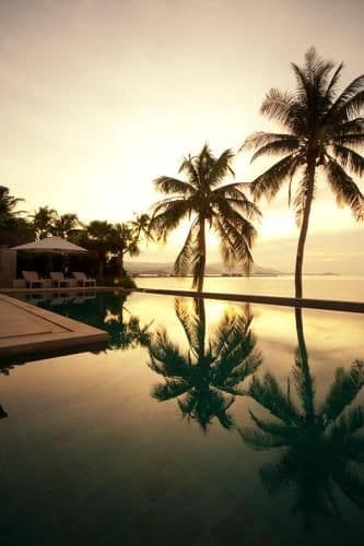 Villa - Beach Front