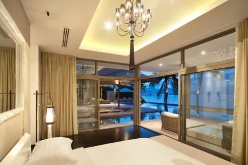 Villa - Beach Front