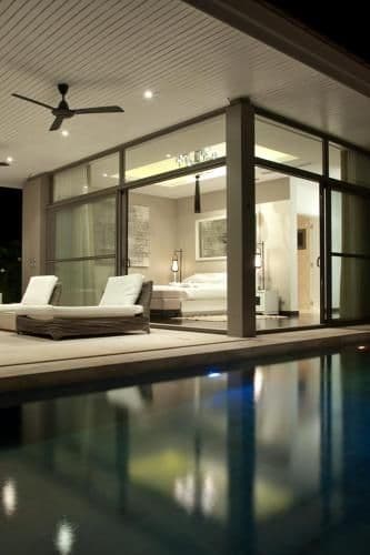 Villa - Beach Front