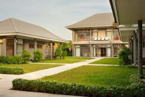 Villa - Beach Front
