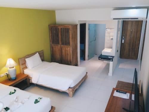 Deluxe Double or Twin Room with Pool View