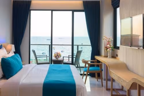 Double Room with Balcony and Sea View