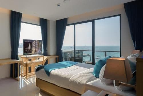 Double Room with Balcony and Sea View