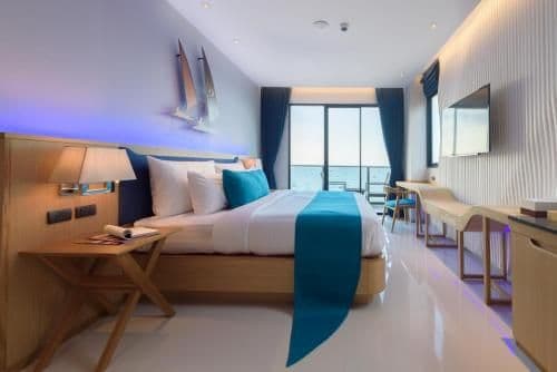 Double Room with Balcony and Sea View