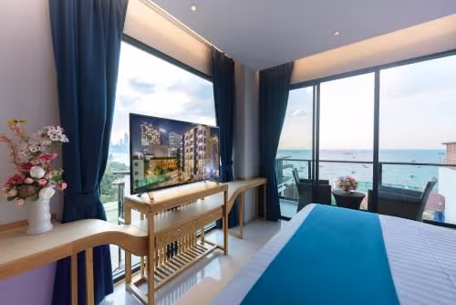 Double Room with Balcony and Sea View
