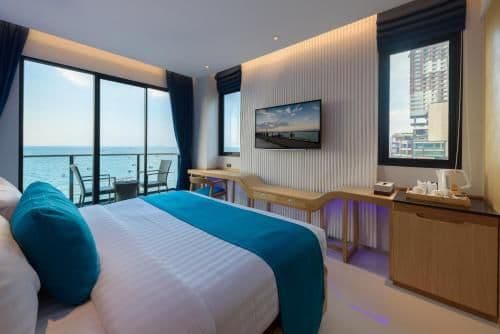 Double Room with Balcony and Sea View