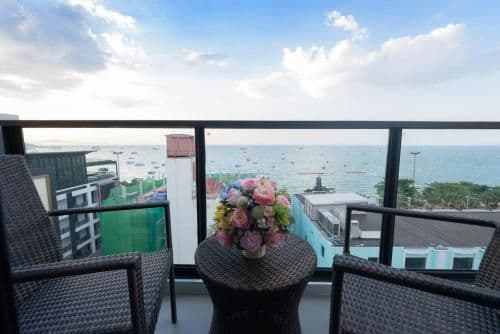 Double Room with Balcony and Sea View