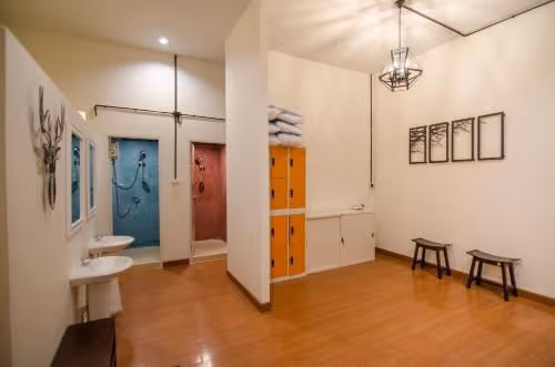 Bed in 10-Bed Mixed Dormitory Room